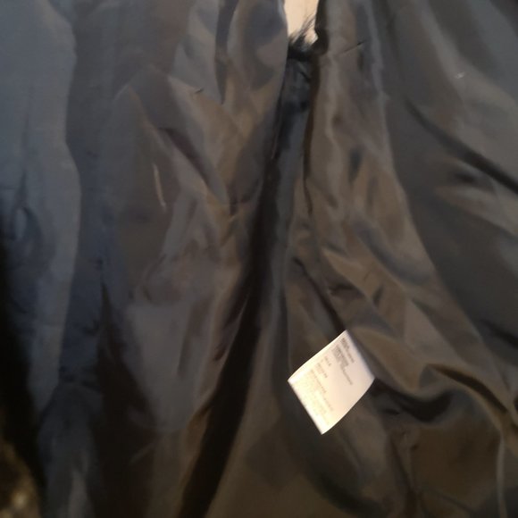 2/$40 Petite Studio Faux Fur Vest New - Picture 5 of 8